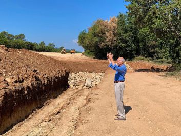 Let there be life! Tom Bove has built a side career in Provence restructuring and replanting vineyard properties to farm them organically and produce estate wines.                                                                (Robert Camuto)